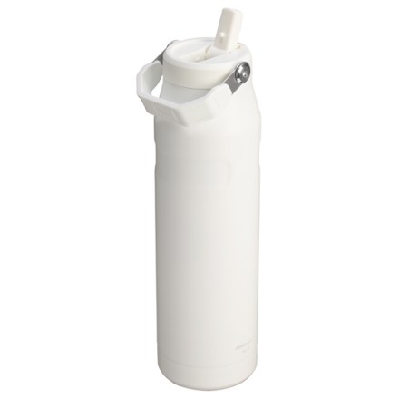 Stanley IceFlow AeroLight 2.0 Vacuum Water Bottle with Flip Straw