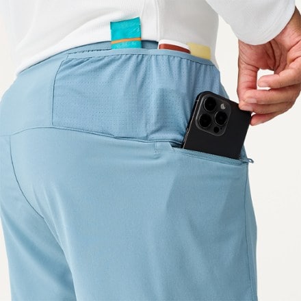 Brooks 2-in-1 Journey 7" Shorts - Men's 3