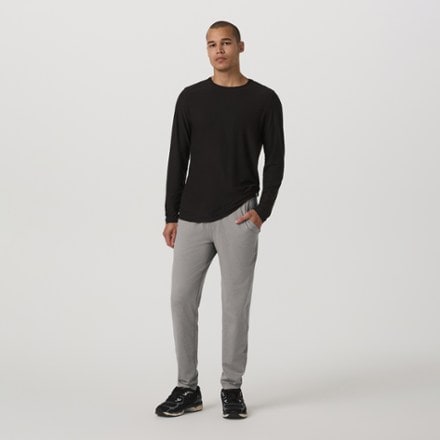 Vuori Ponto Performance Joggers - Men's 9