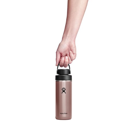 Hydro Flask 16 oz Lightweight Chug Cap Bottle Garnet Red