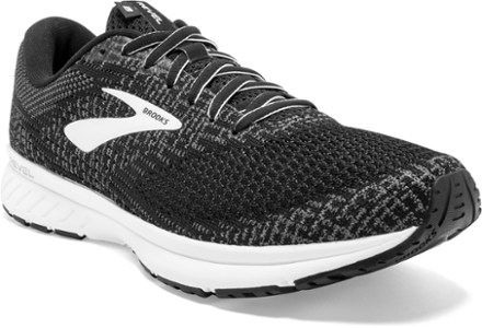 brooks running shoes clearance