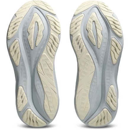ASICS GT-2000 15 Road-Running Shoes - Women's 4
