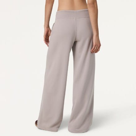 Vuori Sedona Mid-Rise Wideleg Pants - Women's 2