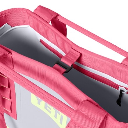 YETI Camino 20 Carryall 6