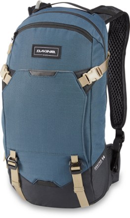 dakine commuter backpack