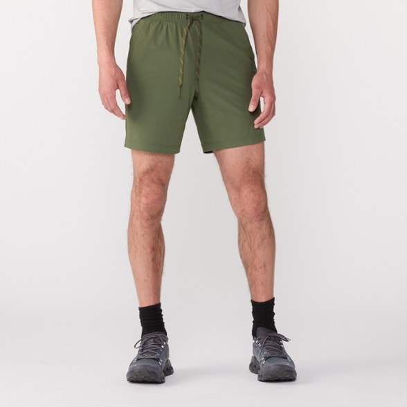 Model info: Height: 6' 2" | Waist: 32" | Inseam: 32" | Wearing size: S