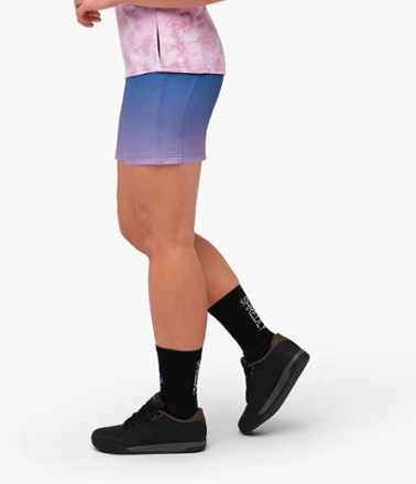SHREDLY Limitless Stretch Waistband High-Rise Bike Shorts - Women's 9