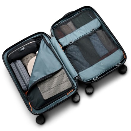 Bellroy Transit Carry-On 4