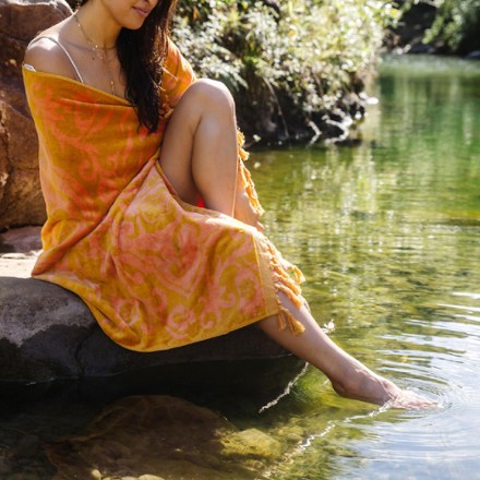 Location Image of color Orange