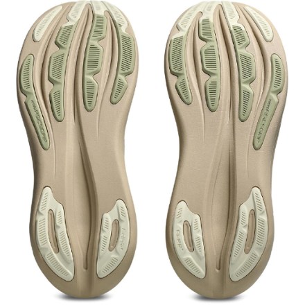 ASICS GEL-Nimbus 28 Road-Running Shoes - Men's 4