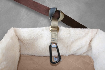 Detail View (Tan/White)