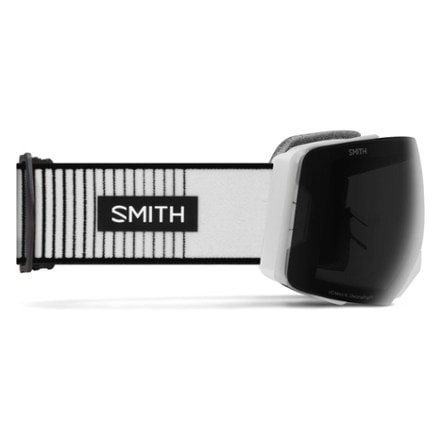 Smith I/O MAG XL ChromaPop Snow Goggles with gogglesoc - Low-Bridge Fit 3