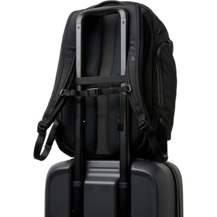 Bellroy Transit Travel Pack Pro 9