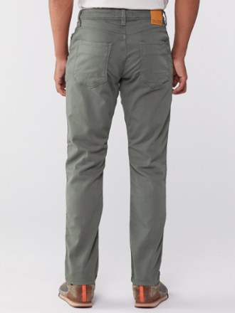 DUER No Sweat Relaxed Fit Tapered Pants - Men's 2