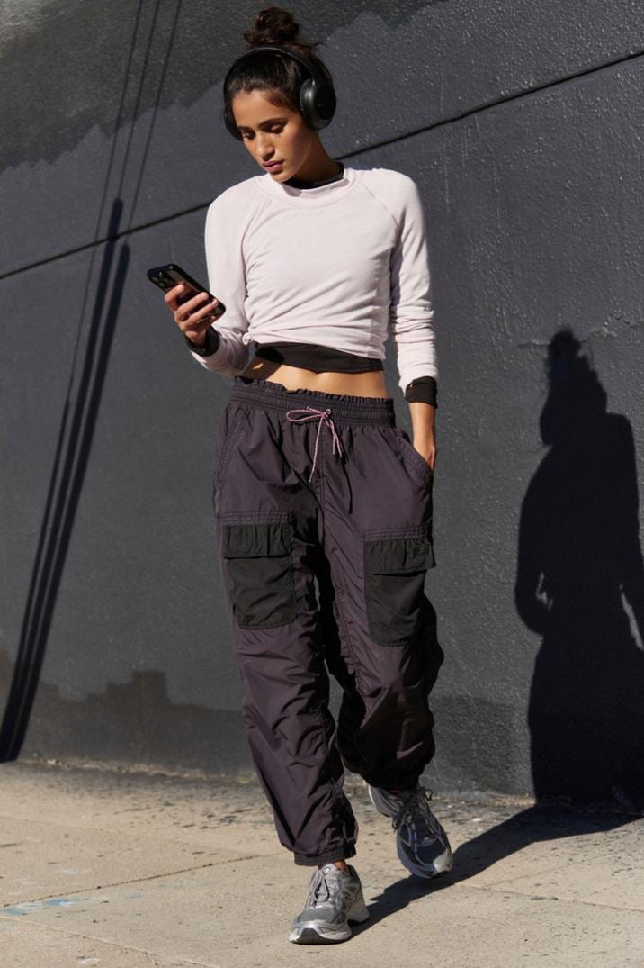 Location Image for Rogue Pants - Women's