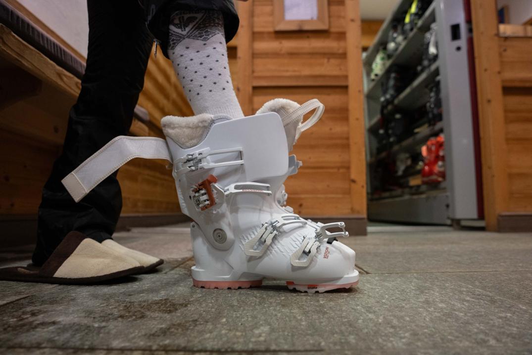 Location Image for Vizion 4B Pro 80 W GW Ski Boots - Women's - 2025/2026