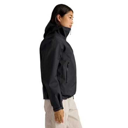 Arc'teryx Beta Jacket - Women's 4