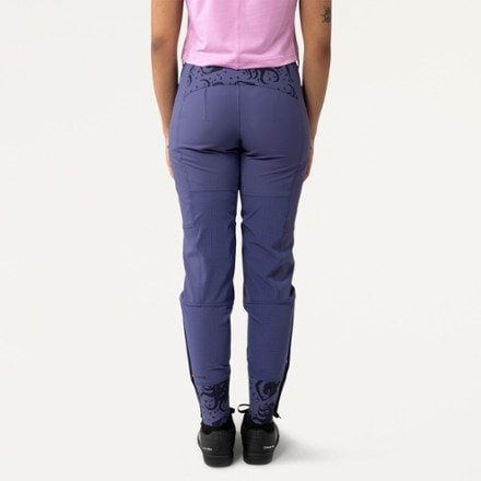 Wild Rye Freyah Bike Pants - Women's 2