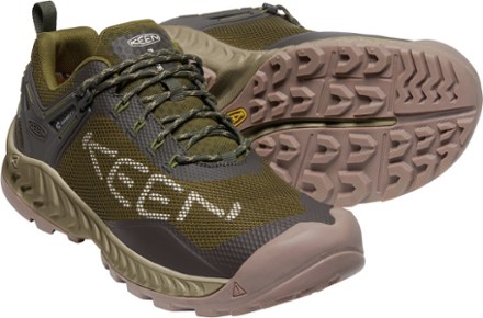 KEEN NXIS EVO Waterproof Hiking Shoes - Men's 3