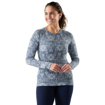 Smartwool Women's Classic Thermal Merino Crew Base Layer Top, Blue M – 30% Off