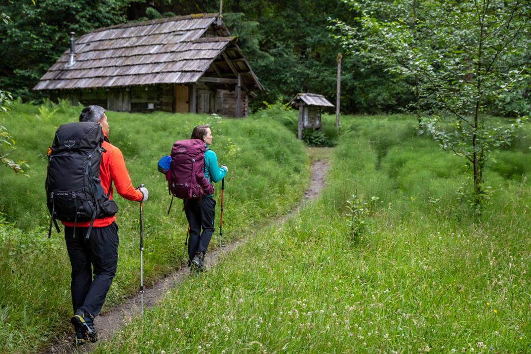 Location Image for Renn 65 Pack - Women's