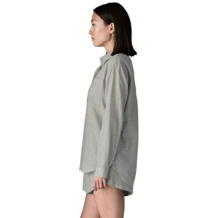 Patagonia Lightweight A/C Button-Down Shirt - Women's 4