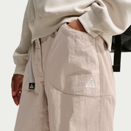 Nike ACG Dolomiti Pants - Women's 4