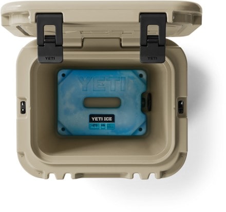 YETI Roadie 24 2.0 Hard Cooler 6