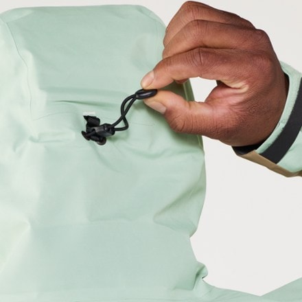 Arc'teryx Beta Jacket - Men's 7