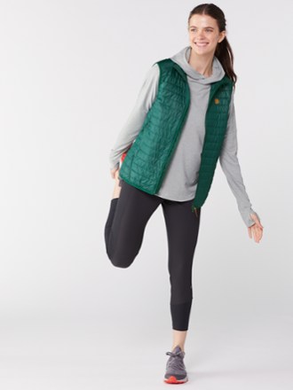 Fjallraven Abisko Padded Insulated Vest - Women's 6
