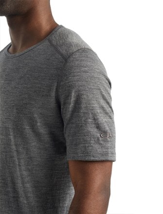 Icebreaker 200 Oasis Crewe Base Layer Top - Men's 5