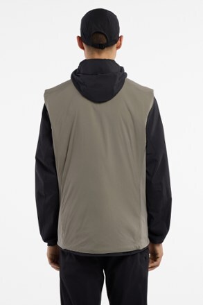 Men's Synthetic Insulation Vests | REI 