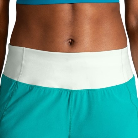 Brooks Chaser 5" Shorts - Women's 3