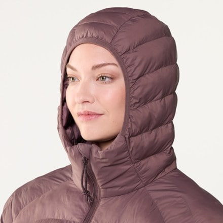 Nike ACG Lava Flow Hooded Insulated Jacket - Women's 7