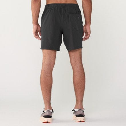 Vuori Kore Lined Shorts - Men's 7" Inseam 2