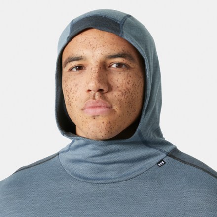 Helly Hansen LIFA Merino Midweight Base Layer Hoodie - Men's 4