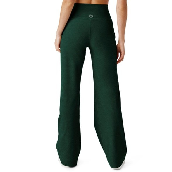 On Body Image of color Dark Spruce Green Heather