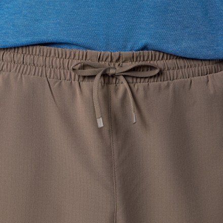 Marmot Upbeat Active Shorts 7" - Men's 4