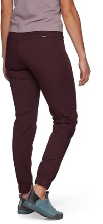 On Body Image of color Bordeaux