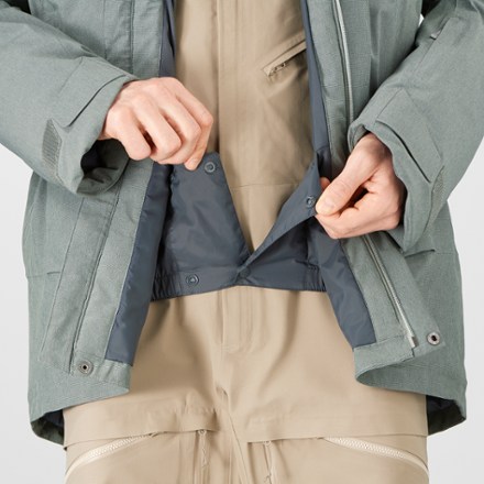 Salomon Stance Cargo Insulated Jacket - Men's 6