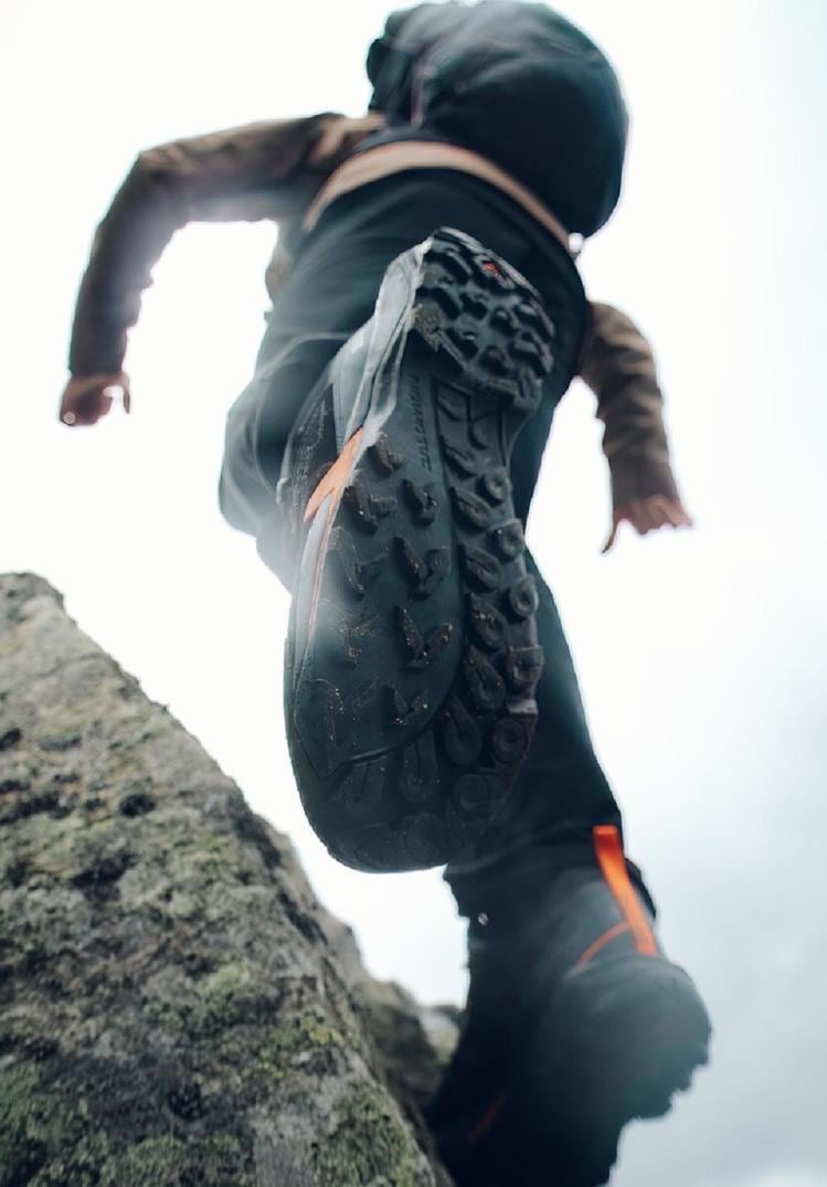 Location Image for X Ultra Alpine Low GORE-TEX Hiking Shoes - Men's