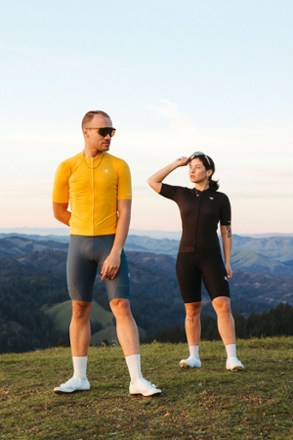 Location Image for Roam Cargo Bib Shorts V2 - Women's