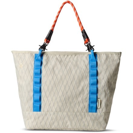 Nomadix 26 L DayTripper Tote 2