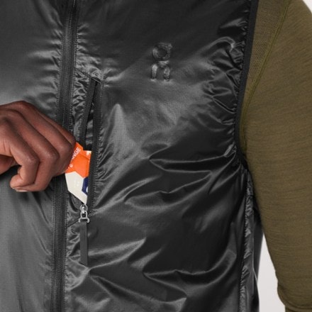 On Weather Vest - Men's 4