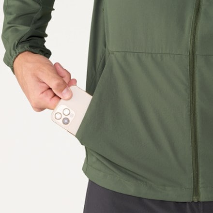 Vuori Terrain Jacket - Men's 7