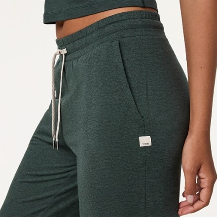 Vuori Halo Essential Wideleg Pants - Women's 5