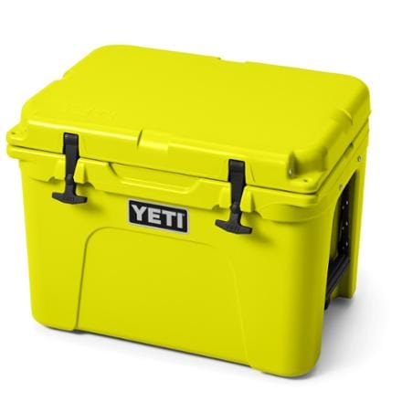 YETI Tundra 35 Cooler 1