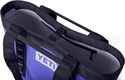 YETI Camino 35 Carryall 5
