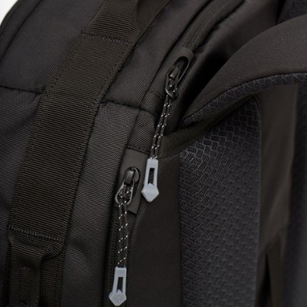Eagle Creek Tour Lite Travel Pack - 38L 7