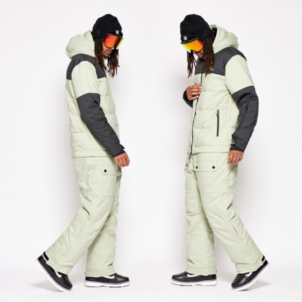 Oneskee Acclimate Insulated Snowsuit - Men's 3